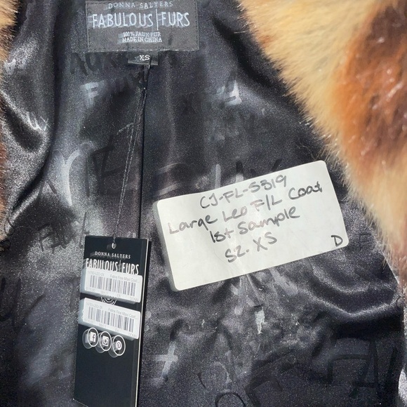 Donna Salyers Fabulous Faux Fur Feline Fine Luxurious Coat 1st Sample Sz XS NWT - Picture 8 of 10